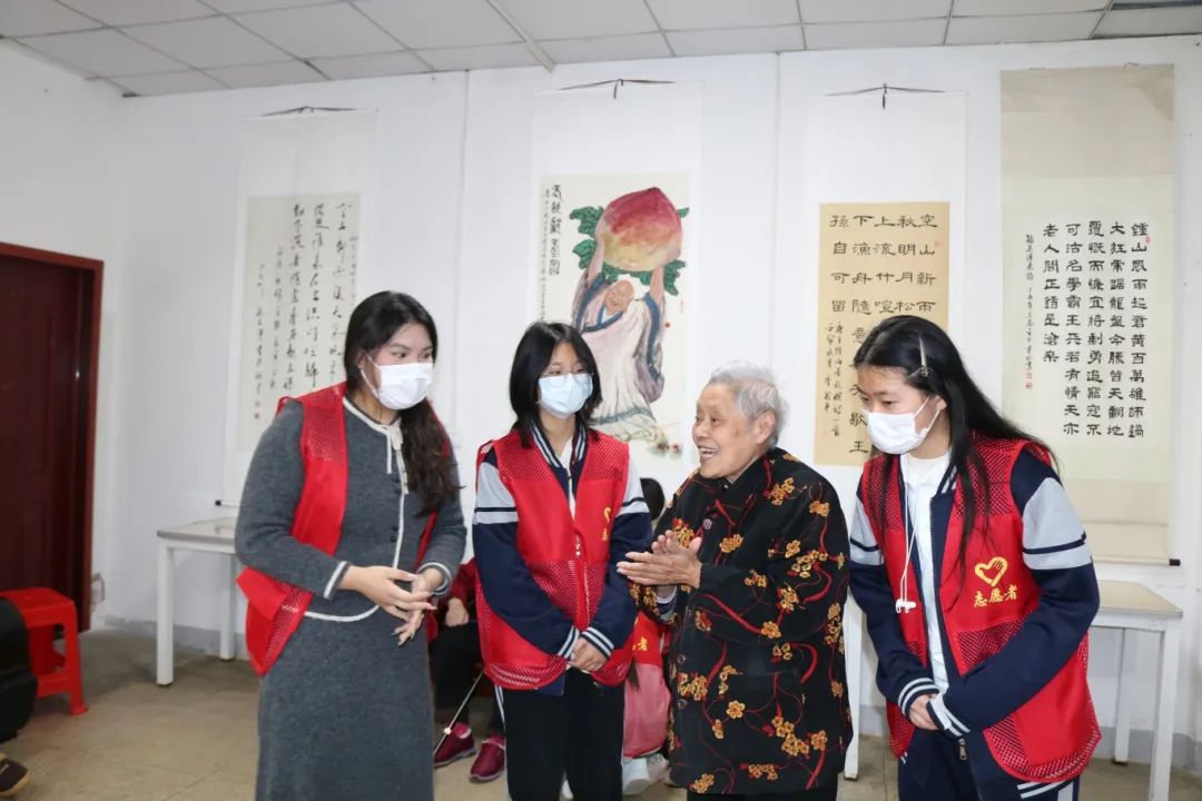 武汉东新电子技工学校